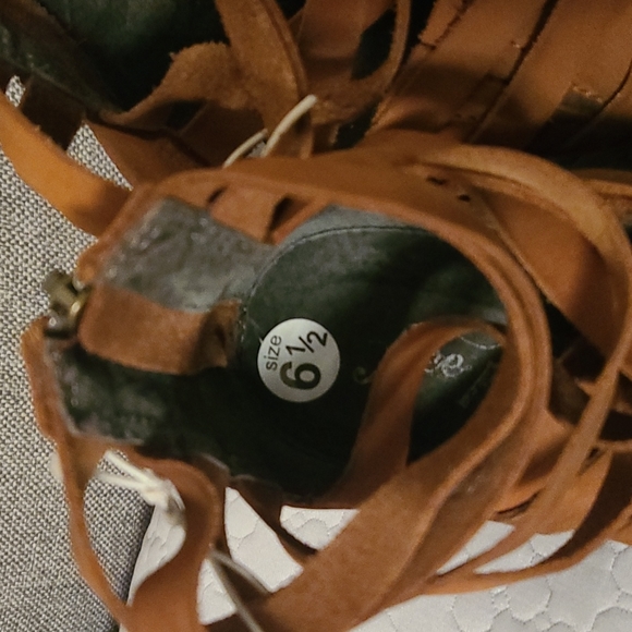 Booties - Picture 4 of 5